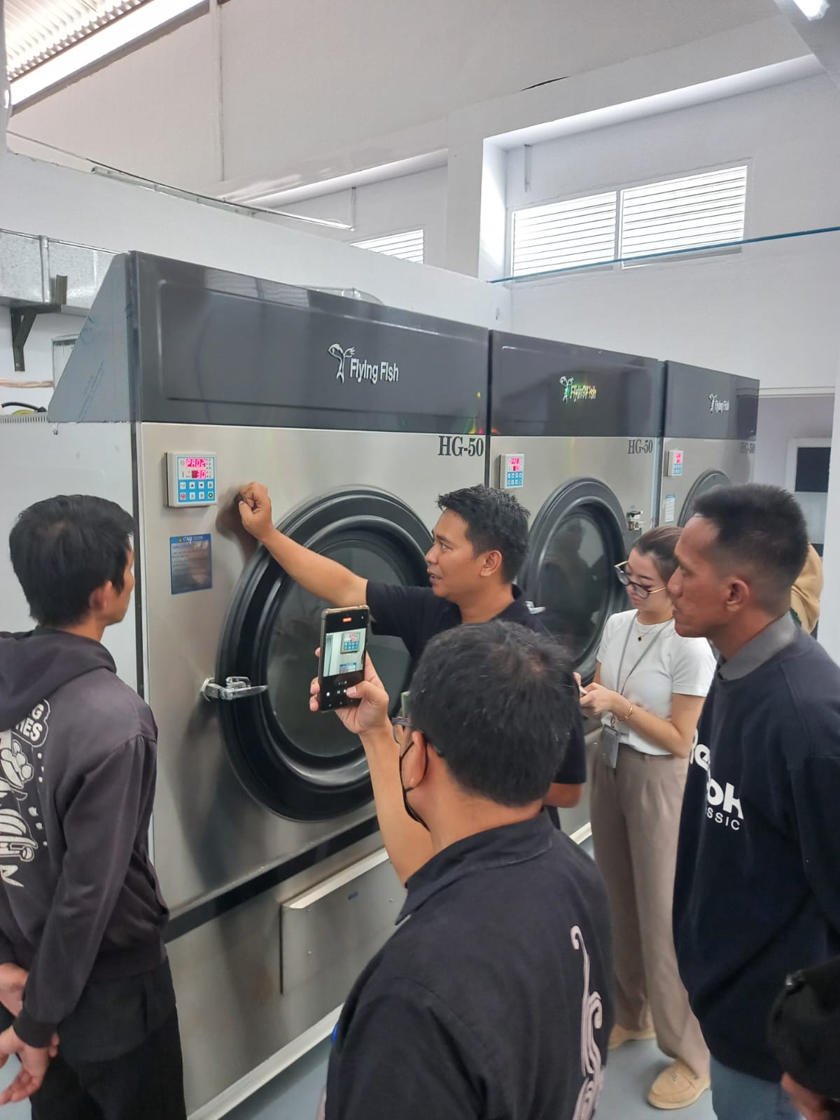Project mesin laundry industri